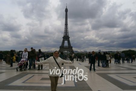 En París, Francia con Viajando Juntos